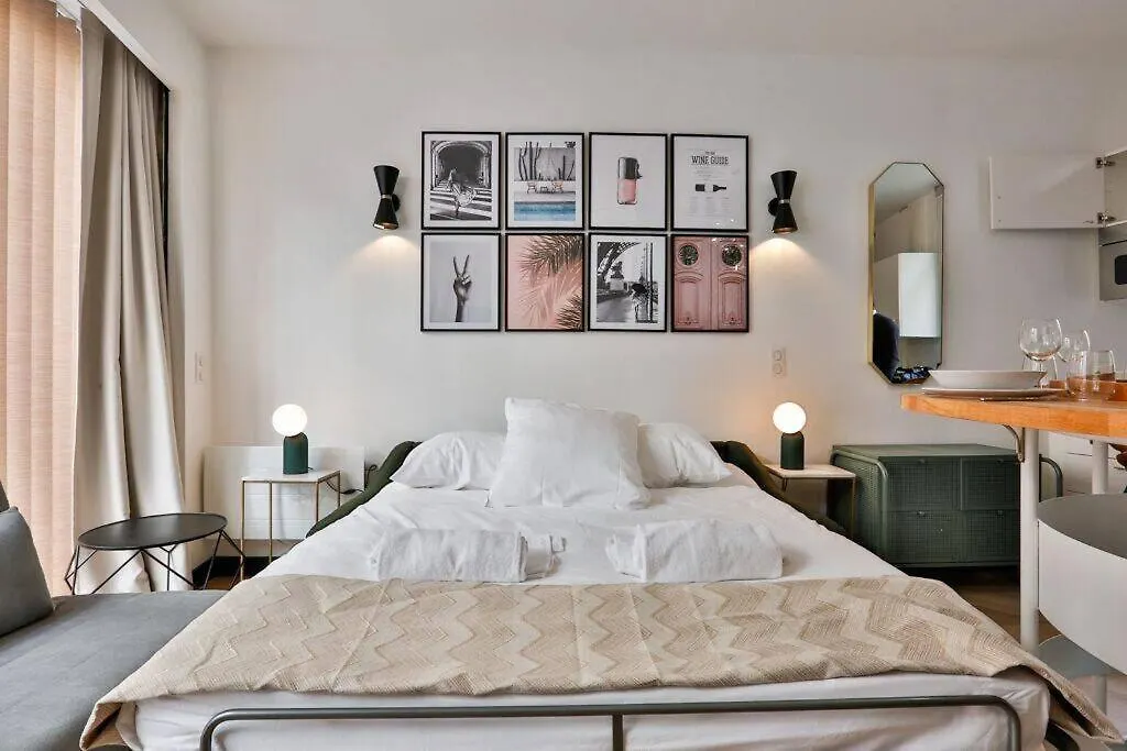 Apartment Sweet Home Le Marais, Place Des Vosges 4/5Pers! Paris